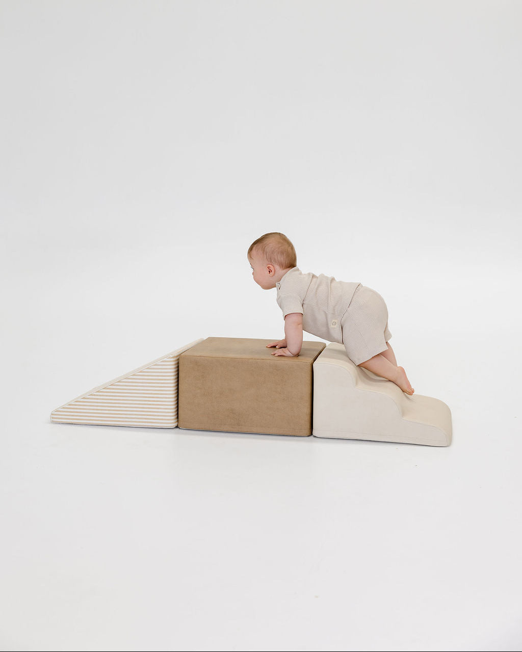 #color_ecru-tan-fawn-stripe